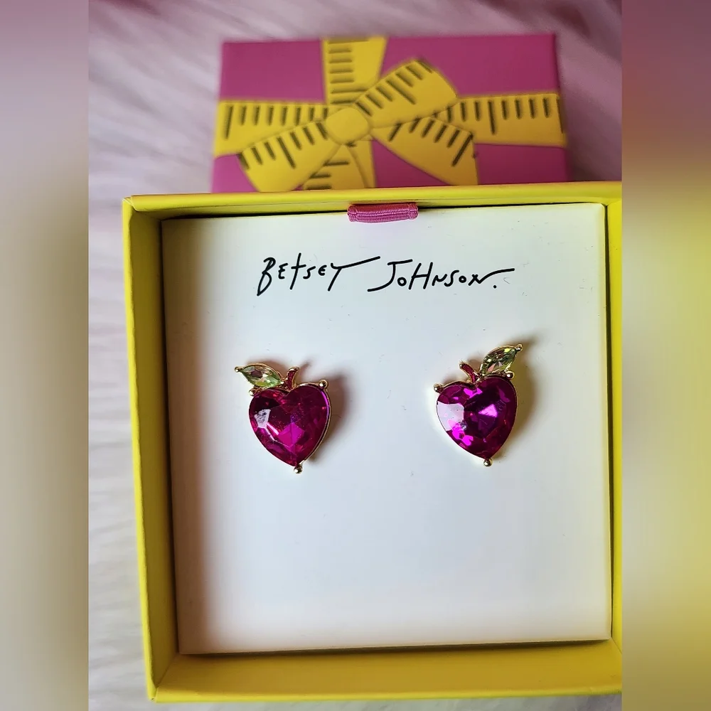 Betsey Johnson nwt betsey